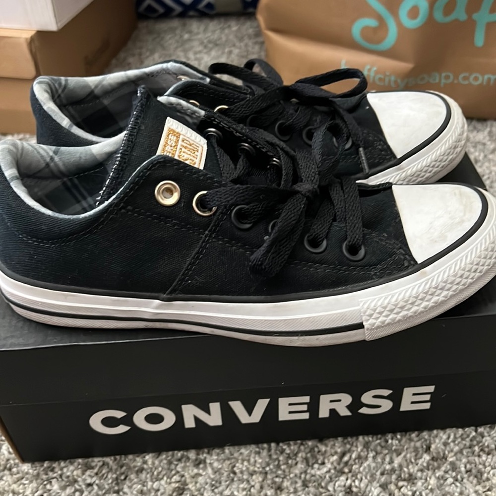 Converse